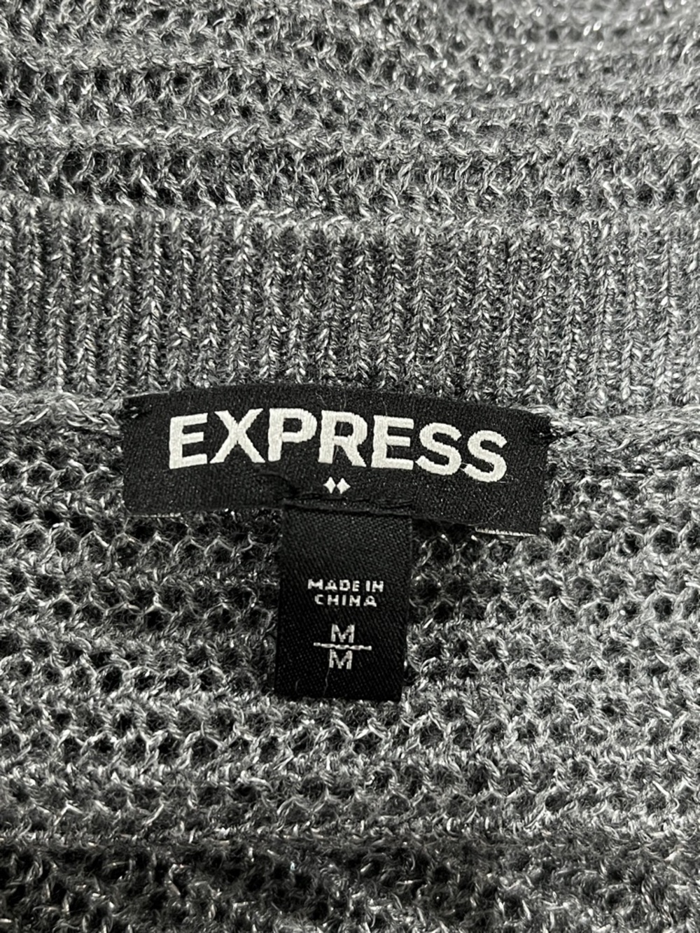 Express Metallic Gray Scoop Neck Ribbed Top - Picture 5 of 6